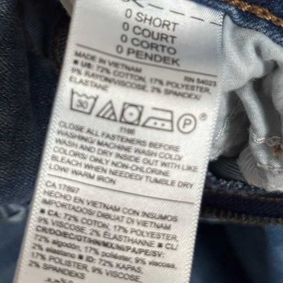 Old Navy Skinny Jeans - Picture 4 of 4